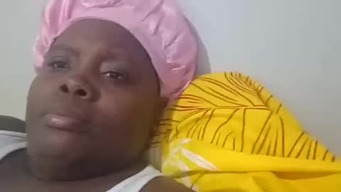 Snapshot of andreita_naughty chatting on October 24, 2025, 4:58 pm Andrea  online show from October 24, 2025, 4:58 pm