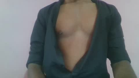 andres01_ online show from March 20, 2026, 12:21 pm