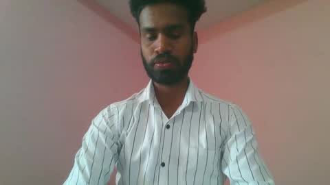 andres01_ online show from April 13, 2026, 11:48 am