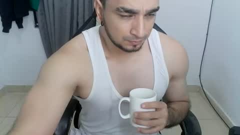 andres180950734 online show from June 15, 2026, 11:01 am
