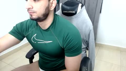 andres180950734 online show from June 25, 2026, 10:09 am