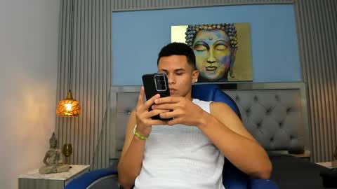 Snapshot of andres1_8 chatting on April 14, 2026, 3:12 am IM ANDRES online show from April 14, 2026, 3:12 am