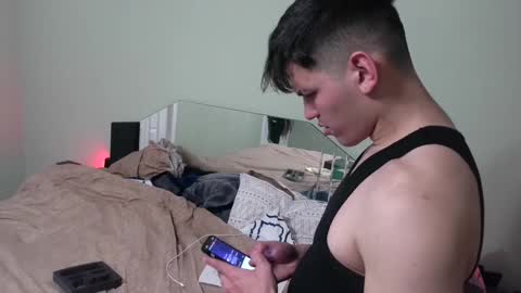 Snapshot of andres817542 chatting on January 25, 2025, 3:30 am andres817542 online show from January 25, 2025, 3:30 am