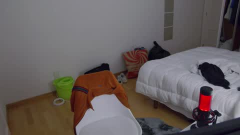 andres_dasli online show from March 25, 2026, 9:54 pm