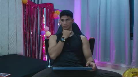 ANDRES  online show from September 26, 2025, 5:33 am