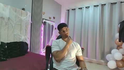 ANDRES  online show from October 13, 2025, 4:56 am