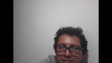 andresfloga online show from September 28, 2025, 5:46 am