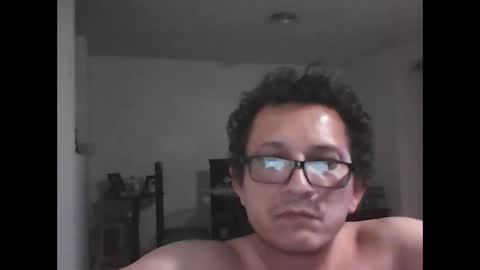 andresfloga online show from September 28, 2025, 11:10 pm