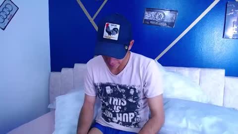 Snapshot of andresmatt chatting on December 24, 2024, 10:01 am ANDRESMATT online show from December 24, 2024, 10:01 am