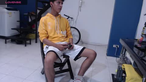 Andres Dean online show from December 10, 2024, 2:16 am