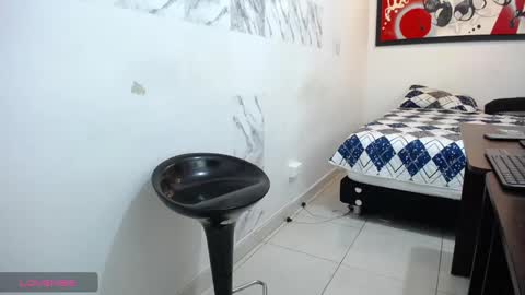 Andres Dean online show from December 17, 2024, 6:31 pm