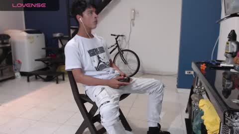 Andres Dean online show from February 8, 2025, 8:53 pm