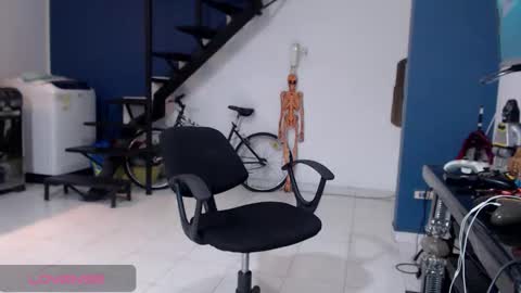 Andres Dean online show from September 27, 2025, 11:21 pm