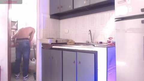 Andres Dean online show from October 7, 2025, 8:06 pm