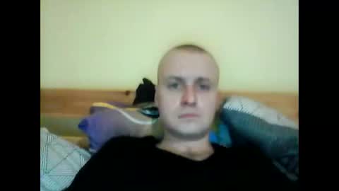 andrew3356577 online show from February 16, 2025, 5:04 pm