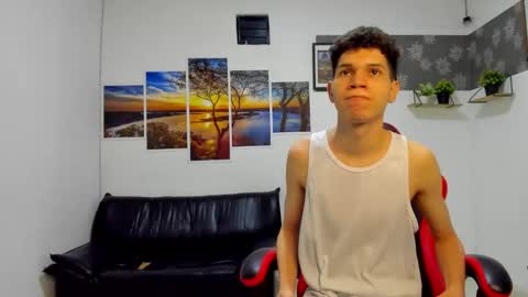 andrew_2811 online show from December 18, 2025, 7:14 am