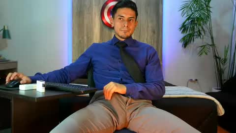 Andrew online show from May 28, 2026, 1:25 am
