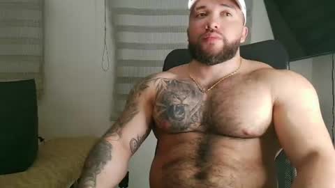 andrew_holden__ online show from July 16, 2026, 1:33 am