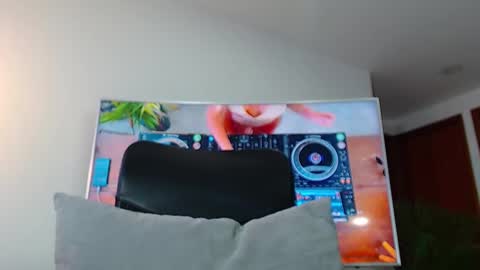 ANDREW WEST online show from January 15, 2025, 12:04 pm