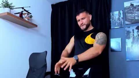 Andrew Diaz online show from November 25, 2025, 6:02 am