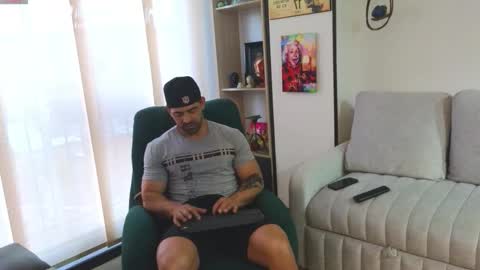 Andrew online show from February 25, 2026, 11:03 pm