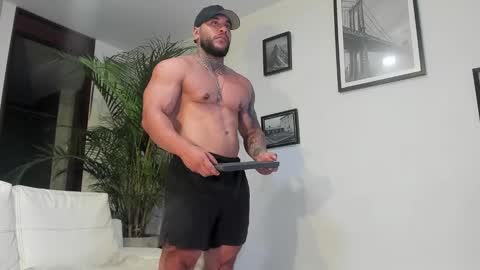 Snapshot of andrewjohnson0 chatting on February 11, 2025, 2:03 am Andrew Johnson online show from February 11, 2025, 2:03 am