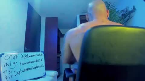 Snapshot of andrewjohnson0 chatting on February 27, 2025, 1:05 am Andrew Johnson online show from February 27, 2025, 1:05 am