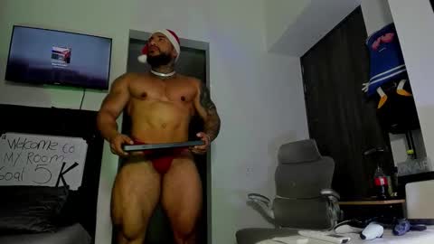 Snapshot of andrewjohnson0 chatting on December 1, 2025, 6:02 pm Andrew Johnson online show from December 1, 2025, 6:02 pm