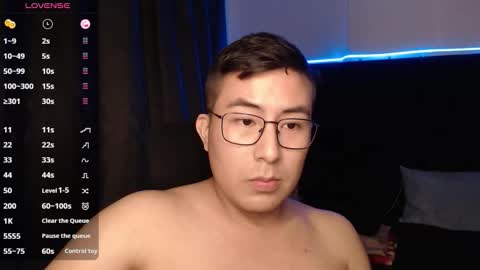 andrewmhilton_ online show from October 9, 2025, 2:09 am