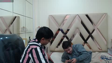 Snapshot of andrewsmile_ chatting on January 29, 2025, 12:13 pm ANDREW online show from January 29, 2025, 12:13 pm