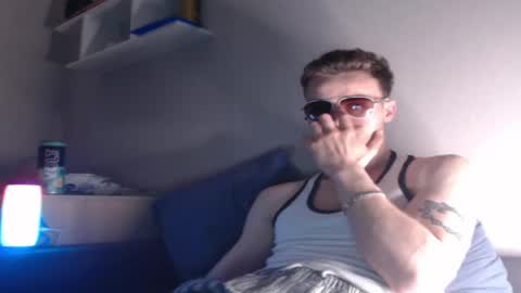 andrian_sweety online show from May 16, 2026, 7:34 pm