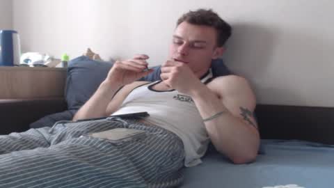 andrian_sweety online show from May 17, 2026, 3:52 pm