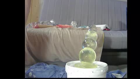 Andstretching online show from December 11, 2024, 8:50 pm