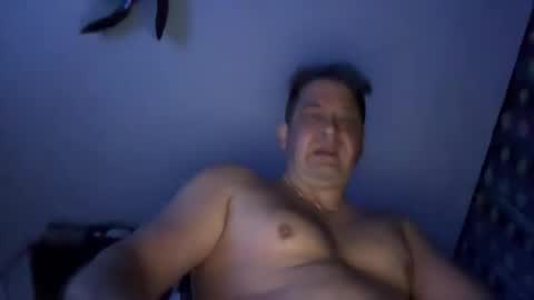 Snapshot of andy267338 chatting on May 28, 2026, 11:18 am Andy online show from May 28, 2026, 11:18 am