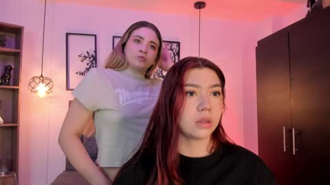 andy_and_emma online show from January 28, 2025, 12:32 pm