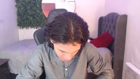 andy_dan1 online show from January 19, 2025, 4:04 pm