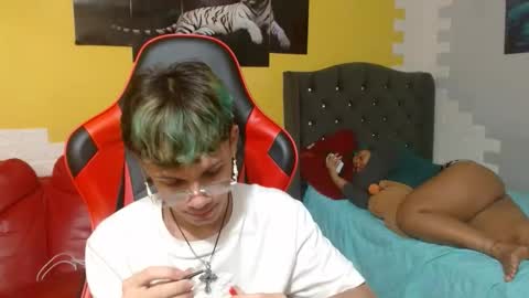 andy_dan1 online show from February 21, 2026, 7:37 pm