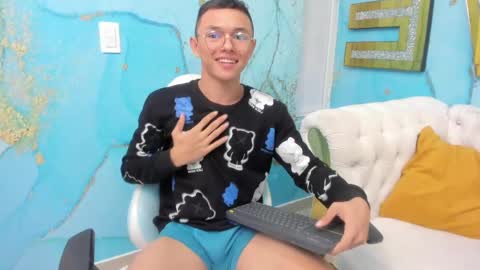 Snapshot of andy_dior18 chatting on February 23, 2025, 1:13 am ANDY online show from February 23, 2025, 1:13 am