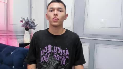 Snapshot of andy_dior18 chatting on September 30, 2025, 10:20 am ANDY online show from September 30, 2025, 10:20 am
