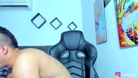 Snapshot of andy_walker_ chatting on November 5, 2025, 7:25 pm Andres online show from November 5, 2025, 7:25 pm