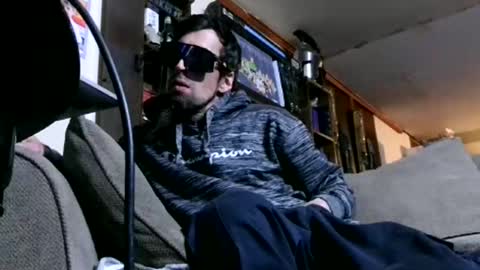 Snapshot of andybadass chatting on December 25, 2024, 7:46 am andybadass online show from December 25, 2024, 7:46 am