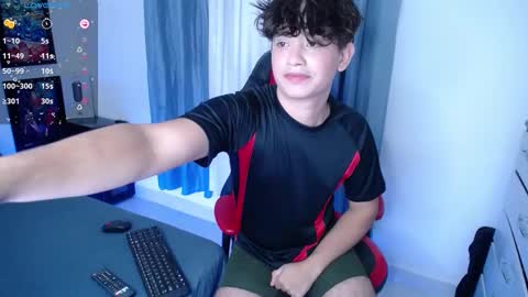 andy online show from December 13, 2024, 11:28 pm