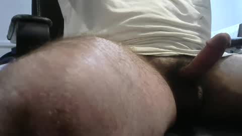 andychow381213 online show from October 5, 2025, 1:37 am