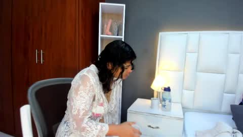Snapshot of andyel2017 chatting on May 4, 2026, 2:24 pm Andy D online show from May 4, 2026, 2:24 pm