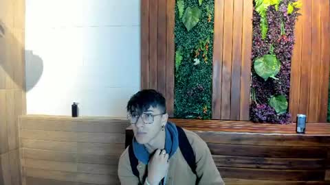 Snapshot of andyjoy_ chatting on August 1, 2026, 11:09 am Andy Joy online show from August 1, 2026, 11:09 am