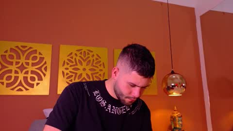 Snapshot of andyknoxx chatting on February 5, 2026, 3:33 am Andy online show from February 5, 2026, 3:33 am