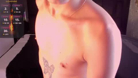 Andy online show from November 21, 2025, 9:46 pm