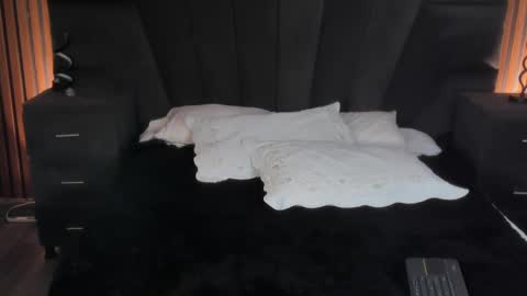 Andy online show from November 23, 2025, 10:31 pm