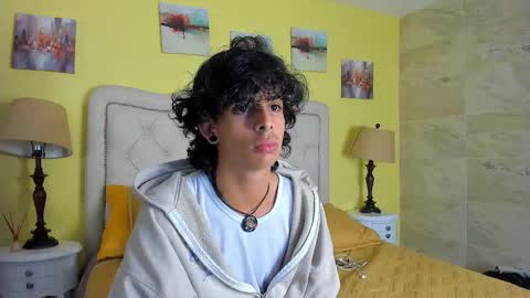 andyxibrat online show from October 18, 2025, 3:24 pm