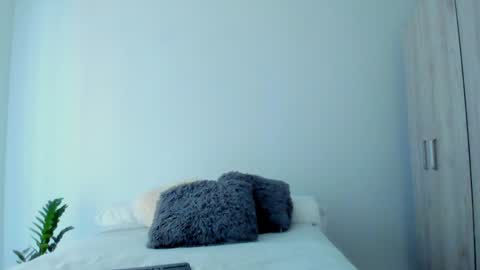 Andy  online show from April 24, 2026, 2:08 pm